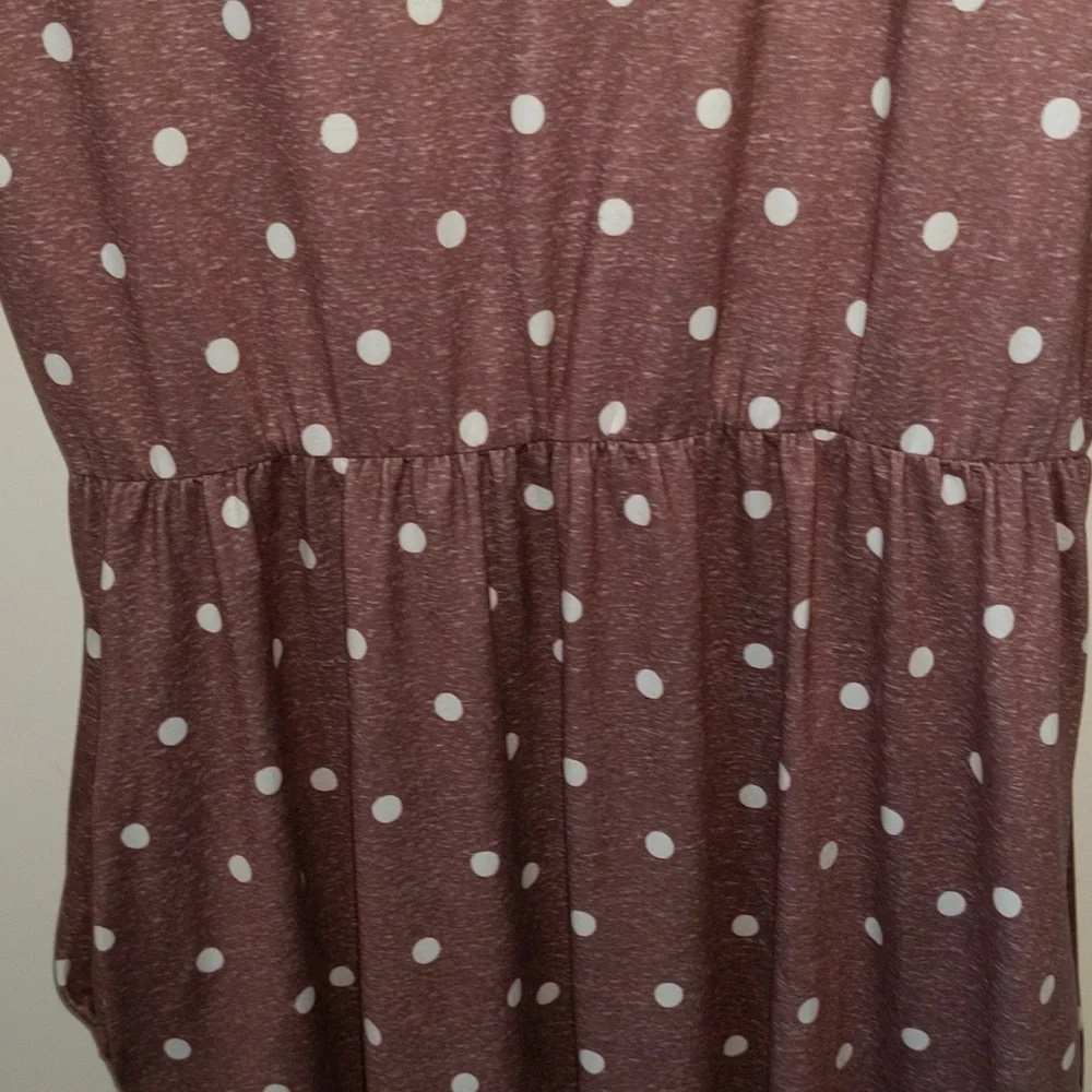 La la la Women's Size M Short Sleeve Polka Dot One Piece Popover Dress w/Pockets - Picture 4 of 10